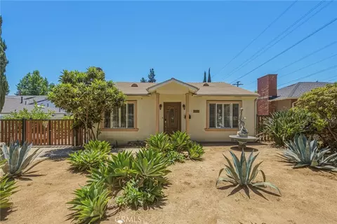 Exterior - 3170 E Orange Grv, Pasadena, CA 91107 photo 3 of 22