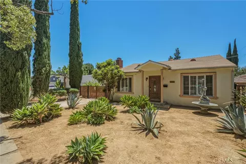 Exterior - 3170 E Orange Grv, Pasadena, CA 91107 photo 2 of 22