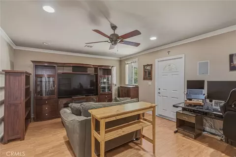 Living - 3170 E Orange Grv, Pasadena, CA 91107 photo 7 of 8