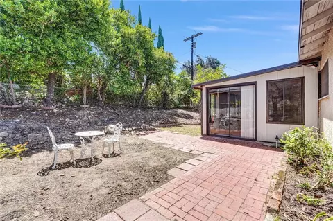 Exterior - 9818 Creemore Dr, Tujunga, CA 91042 photo 6 of 8
