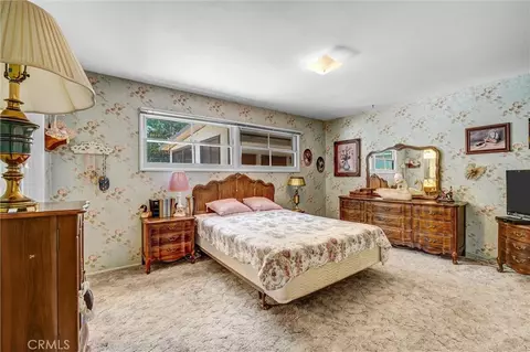 Bedroom - 9818 Creemore Dr, Tujunga, CA 91042 photo 4 of 5