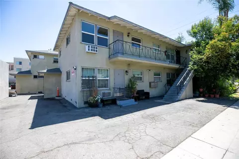 Exterior - 15445 Vanowen St, Van Nuys, CA 91406 photo 13 of 15