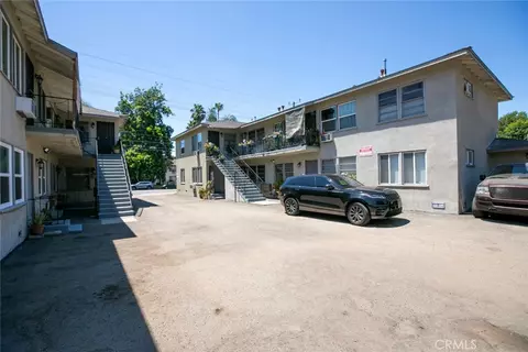 Exterior - 15445 Vanowen St, Van Nuys, CA 91406 photo 9 of 15