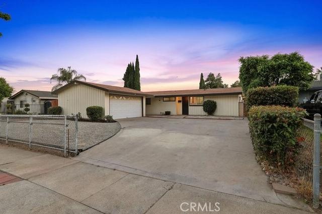 13009 Jamie Ave, Sylmar, CA 91342