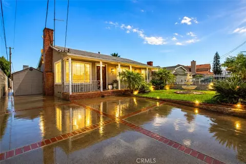 11943 Strathern St, North Hollywood, CA 91605