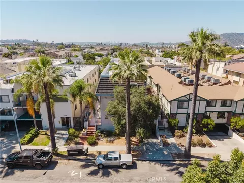 View/Area - 444 Myrtle St #4, Glendale, CA 91203 photo 1 of 4