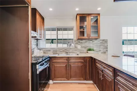 Kitchen - 444 Myrtle St #4, Glendale, CA 91203 photo 1 of 3