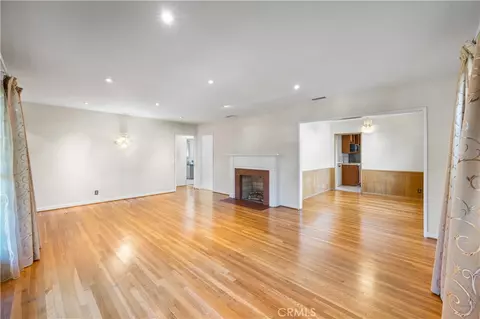 Living - 1207 Graynold, Glendale, CA 91202 photo 2 of 7