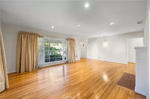 Living - 1207 Graynold, Glendale, CA 91202 photo 3 of 7