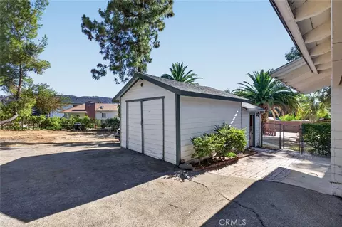 Exterior - 6604 Valmont St, Tujunga, CA 91042 photo 8 of 16