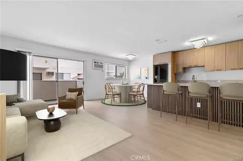 960 Larrabee, West Hollywood, CA 90069