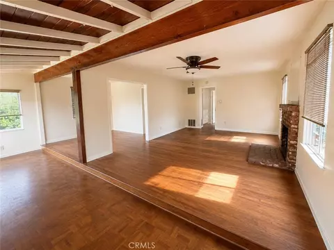 10558 Las Lunitas Ave, Tujunga, CA 91042 photo 3