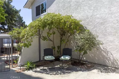Exterior - 11801 Thunderbird Ave, Porter Ranch, CA 91326 photo 16 of 17