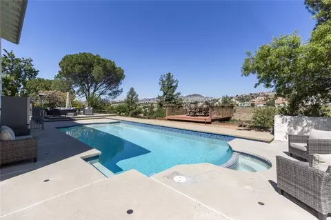 Exterior - 11801 Thunderbird Ave, Porter Ranch, CA 91326 photo 17 of 17