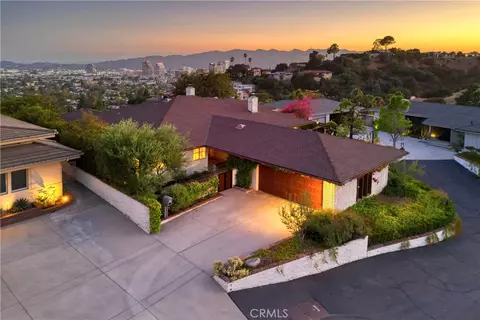 1625 Oakengate Dr, Glendale, CA 91207