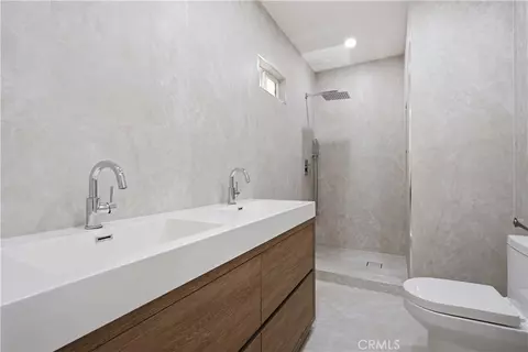Bath - 11215 Lull, Sun Valley, CA 91352 photo 2 of 3