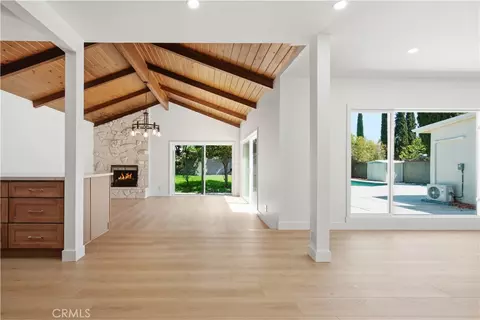 Living - 11215 Lull, Sun Valley, CA 91352 photo 5 of 12