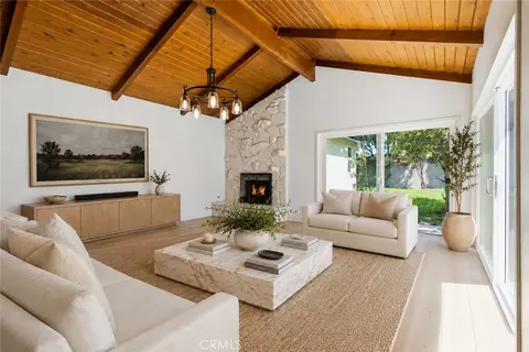Living - 11215 Lull, Sun Valley, CA 91352 photo 1 of 12