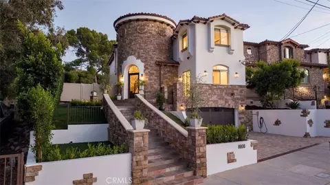 8808 Yates St, Sunland, CA 91040