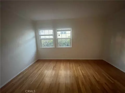 Living - 140 N Berkeley, Pasadena, CA 91107 photo 4 of 5
