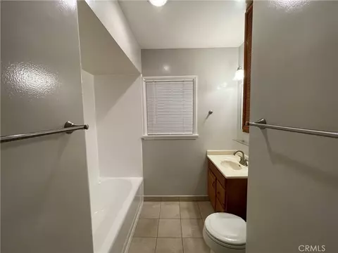 Bath - 140 N Berkeley, Pasadena, CA 91107 photo 1 of 2