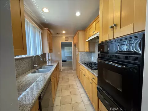 Kitchen - 140 N Berkeley, Pasadena, CA 91107 photo 1 of 1