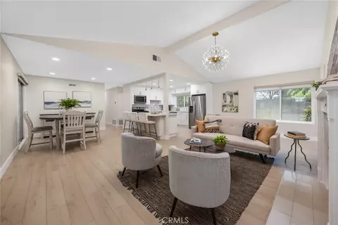 Living - 10842 Owens, Tujunga, CA 91042 photo 3 of 10