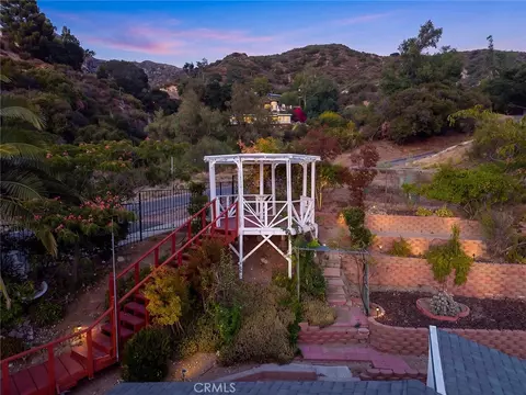 Exterior - 10842 Owens, Tujunga, CA 91042 photo 26 of 30