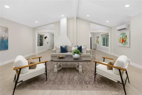 Living - 10842 Owens, Tujunga, CA 91042 photo 8 of 10