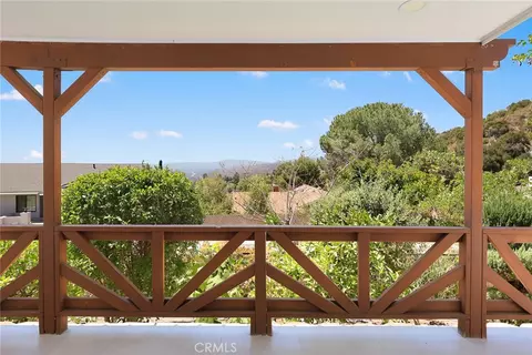 Exterior - 10842 Owens, Tujunga, CA 91042 photo 10 of 30