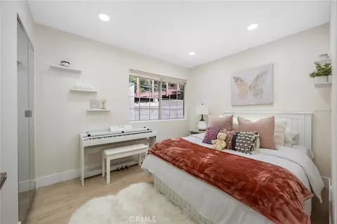 Bedroom - 10842 Owens, Tujunga, CA 91042 photo 1 of 5