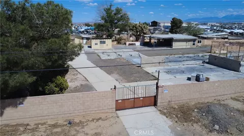 42336 5th St E, Lancaster, CA 93535 photo 2
