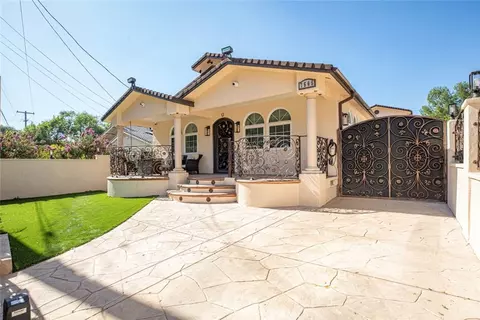 Exterior - 7565 Mcgroarty St, Tujunga, CA 91042 photo 2 of 13