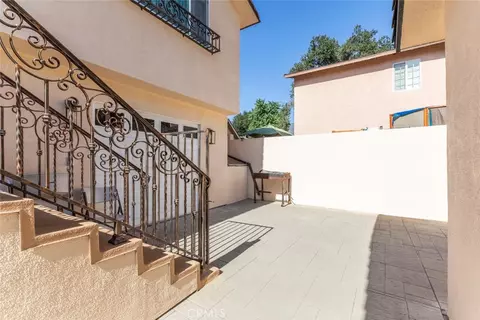 Exterior - 7565 Mcgroarty St, Tujunga, CA 91042 photo 8 of 13