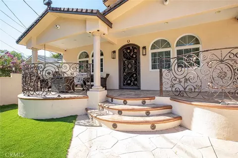 Exterior - 7565 Mcgroarty St, Tujunga, CA 91042 photo 4 of 13