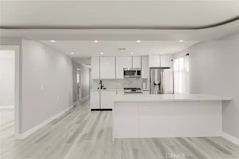 Entry Way - 7565 Mcgroarty St, Tujunga, CA 91042 photo 1 of 7