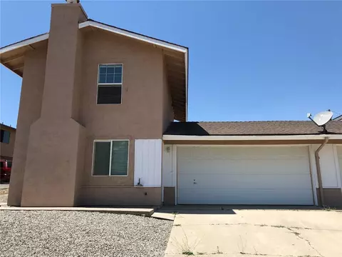 Exterior - 21201 Golden Hls, Tehachapi, CA 93561 photo 4 of 11