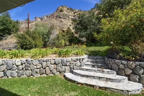 Exterior - 2447 Stonyvale Rd, Tujunga, CA 91042 photo 8 of 23