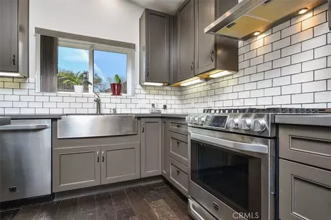 Kitchen - 2447 Stonyvale Rd, Tujunga, CA 91042 photo 4 of 6