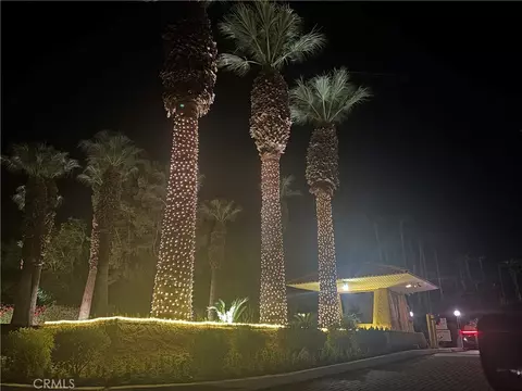685 N Ashurst Ct #H208, Palm Springs, CA 92262