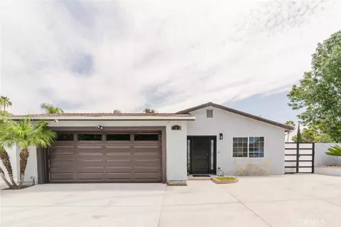 11904 Gager St, Sylmar, CA 91342