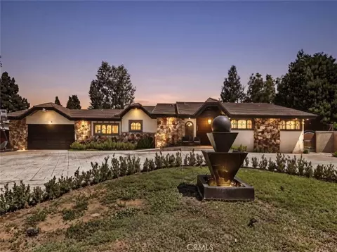 19457 Merridy St, Northridge, CA 91324