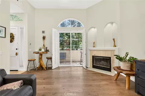 5340 Las Virgenes Rd #11, Calabasas, CA 91302