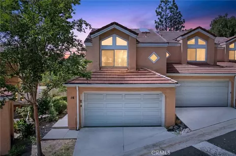 Exterior - 6301 Honolulu #16, Tujunga, CA 91042 photo 2 of 18