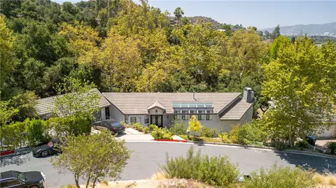 1864 Arvin Dr, Glendale, CA 91208