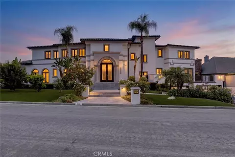 860 Greenridge, La Canada Flintridge, CA 91011