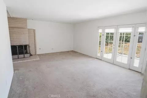 Living - 38905 2nd St E, Palmdale, CA 93550 photo 1 of 2