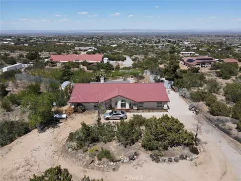View/Area - 3010 Silver Ridge Dr, Pinon Hills, CA 92372 photo 3 of 10