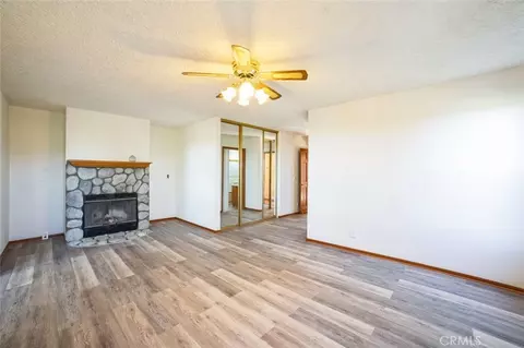 Living - 3010 Silver Ridge Dr, Pinon Hills, CA 92372 photo 5 of 7