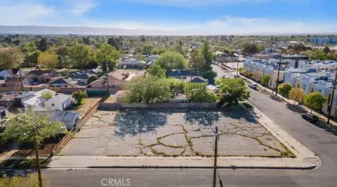 706 W Milling St, Lancaster, CA 93534